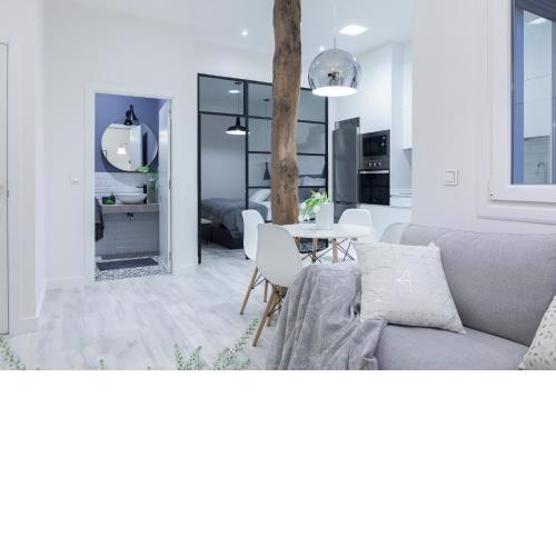 Chic Moraza by Chic Donosti