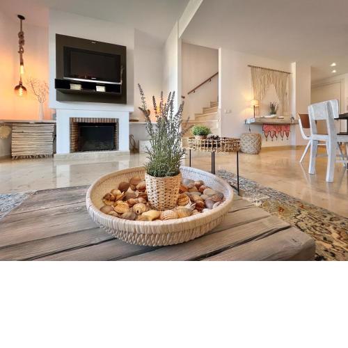 Chic Town House with mountain views - La Cala Golf