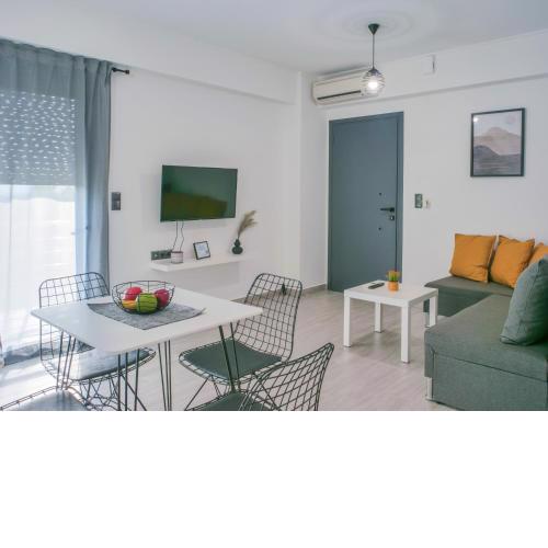 ChriLenia Aparments
