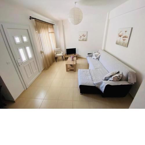 Chrisa's Guest House