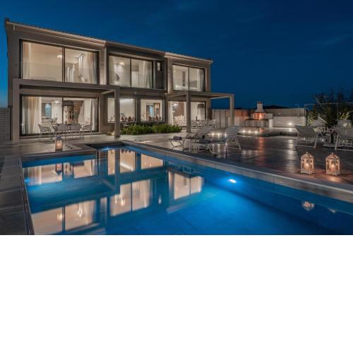Chrysothemis Villas