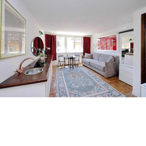 Ciancaleoni2 - Multi-level apartament for 4 with panoramic terrace