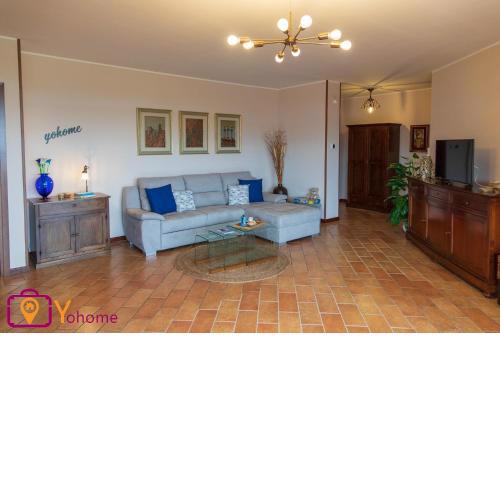Cimarosa Home Pesaro Centro Storico by Yohome