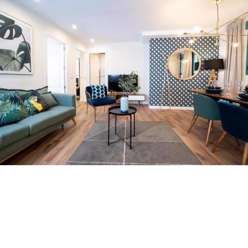 City center 2BD private Apt Puerta el Sol + AC