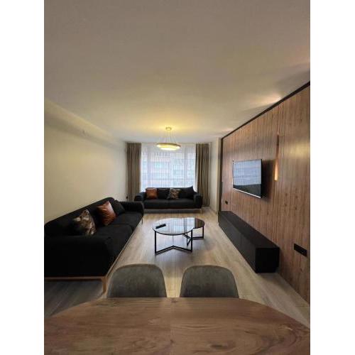 City Center Apartment, Şişli, near metro