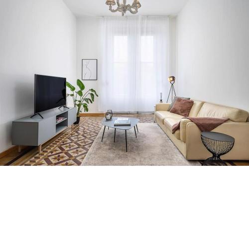 [CITY CENTER-DESIGN ATTIC] Penthouse with Private Terrace