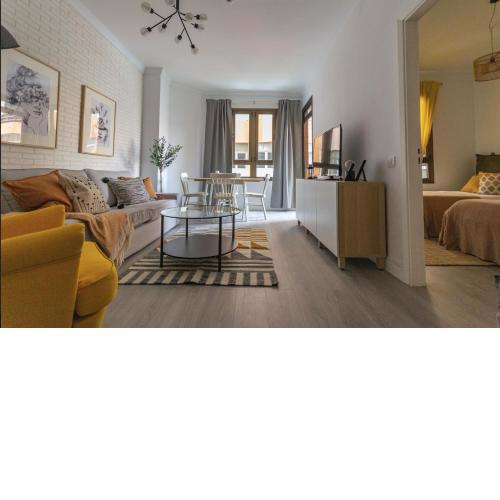 City center nearby the beach +3Bed +2Bath +Wifi