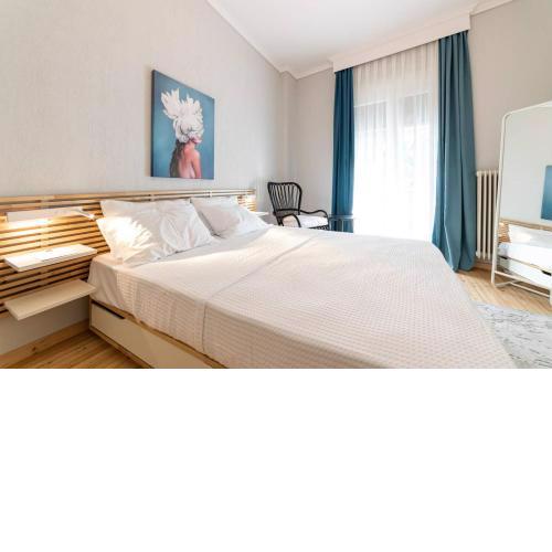 City Pulse Tsimiski Apartment