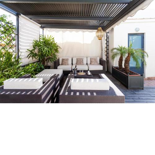 City Rooftop Paradise - Space Maison Apartments