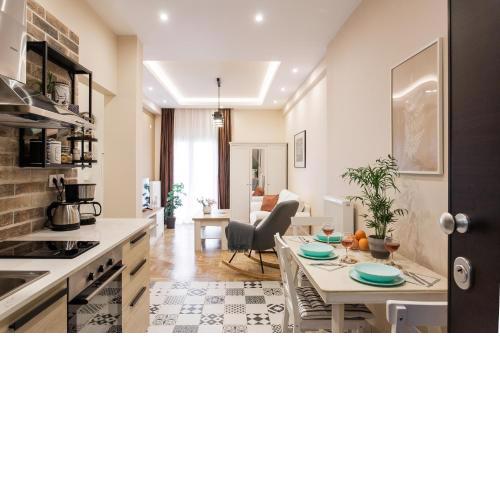 City stay Athens ''a Sweet Home''next to the metro