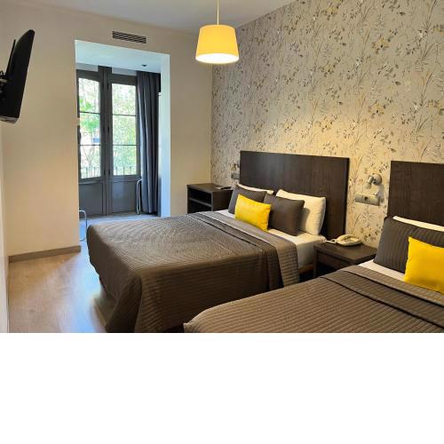 CIUDAD CONDAL Hostal - Paseo de Gracia