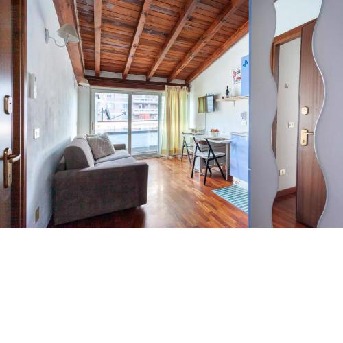 Civico288-Romantic Attic Near IEO-BOCCONI-F PRADA