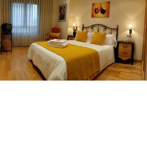 CLAREN'S GUESTHOUSE