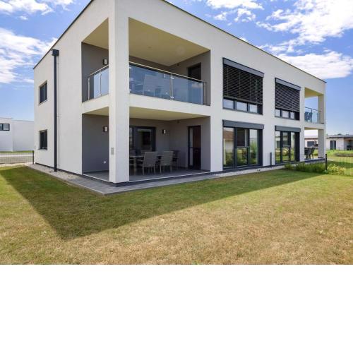Classy Holiday Home in Lutzmannsburg with Garden