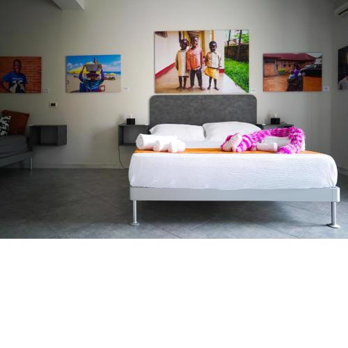 Click Art & Room