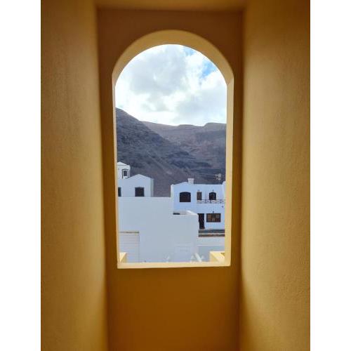 Cliff View Orzola