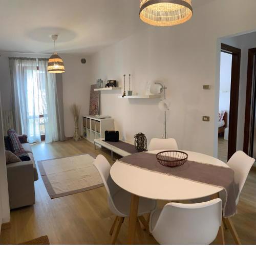 CLO APARTMENT