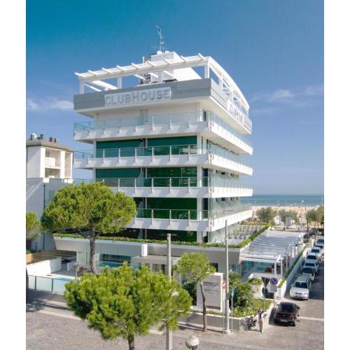 Club House Hotel