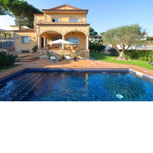 Club Villamar - Bouvardia