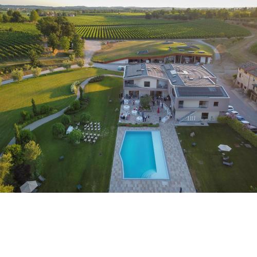 COBUE "Wine resort & Spa"