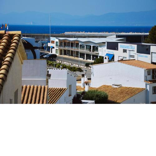 Coco Apt renovated and with seaview