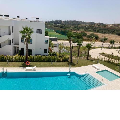 COCO Estepona BEACH LUXURY 3 BEDROOMS