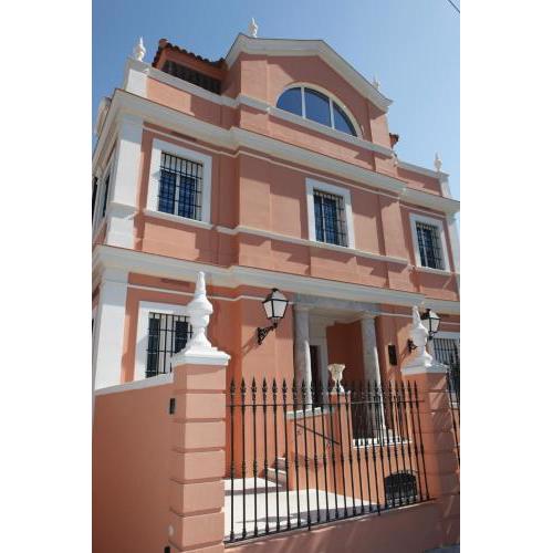 Colegio Mayor Careu - Women Only - University Community
