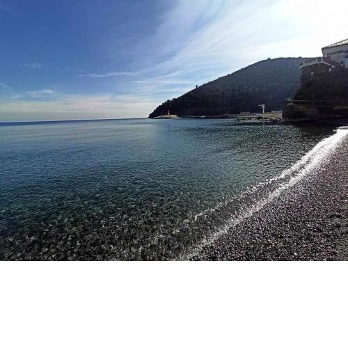 Colera, mar amunt