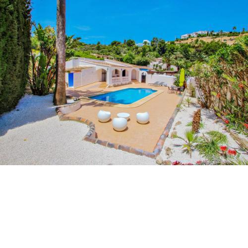 Colina - holiday home with private swimming pool in Moraira