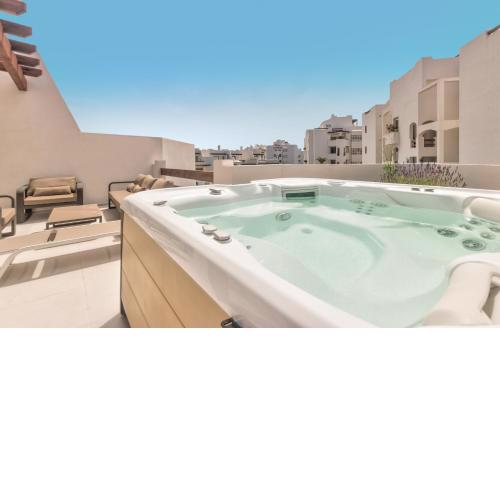 Colinas - Bentor 3,4 PENTHOUSE POOL VIEW & JACUZZI