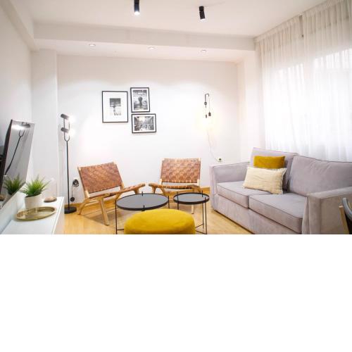 Colón & SOHO by ELE Apartments