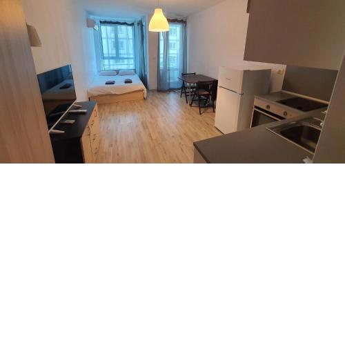 Colonel apartment 937