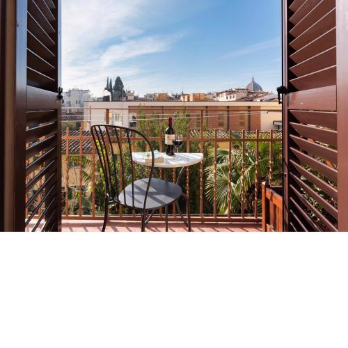 Colonna apartment with balcony