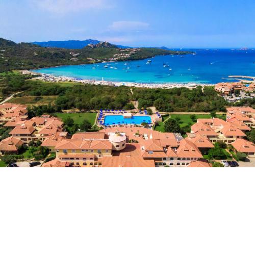 Colonna Beach Apartments