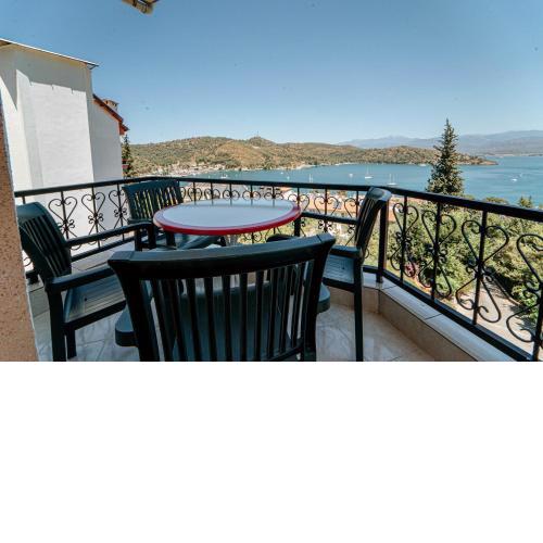 Colorful Home with Fantastic Sea View near Sea in Fethiye