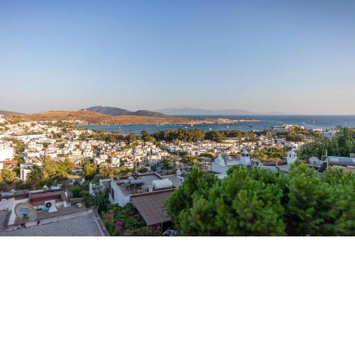 Colorful House with Magnificent Sea View near Beach in Bodrum