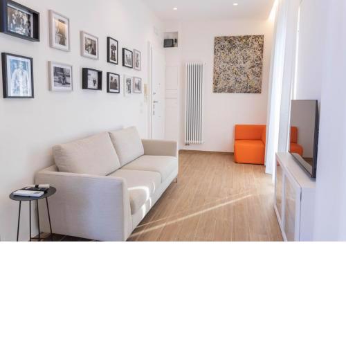 Colosseo brightful Apartment with rooftop