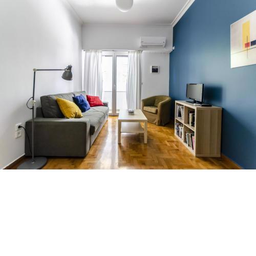 Colourful apartment under the Acropolis