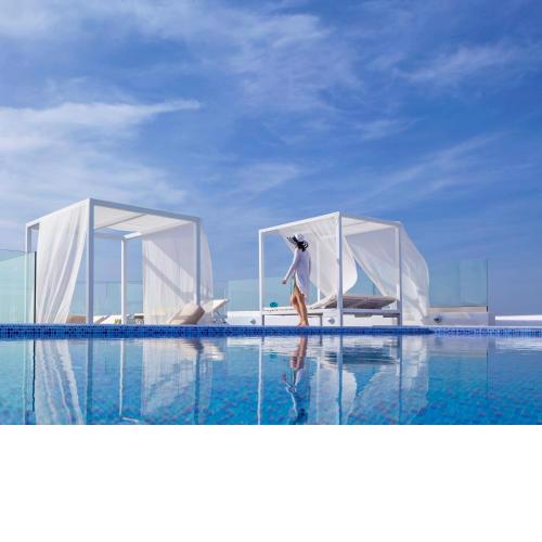 Colours of Mykonos Luxury Residences & Suites