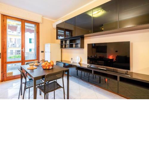 Comfortable Flat with Private Parking and Terraces