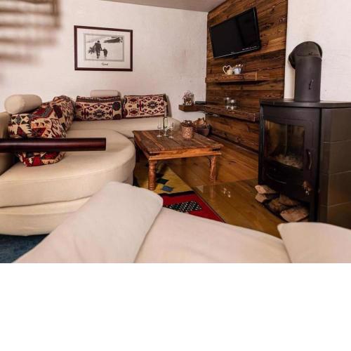 Comfortable Holiday Home in Kundl with Garage and Garden