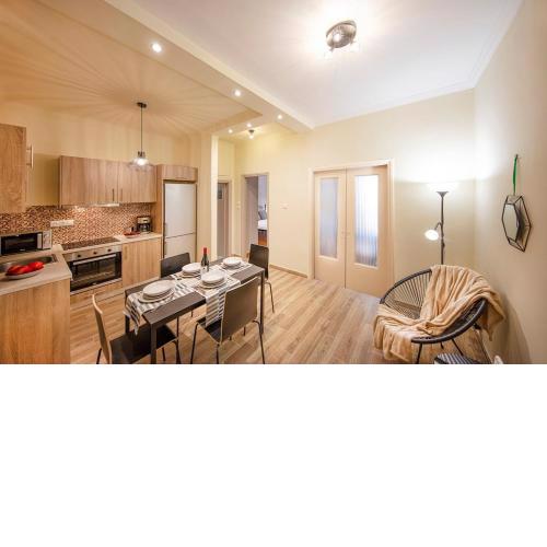 Comfortable Patisia apartment