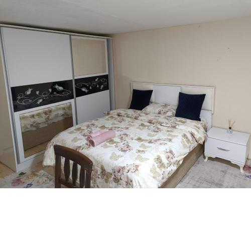 Comfortable room (No Alcohol-No Smoking)