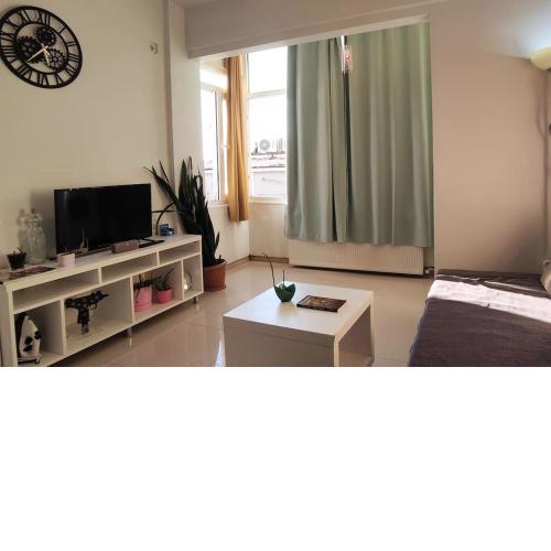 Comfortable spacious apartment with balcony Taksim