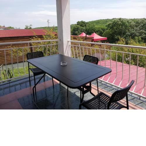 Comfortable studio with kitchen in guesthouse