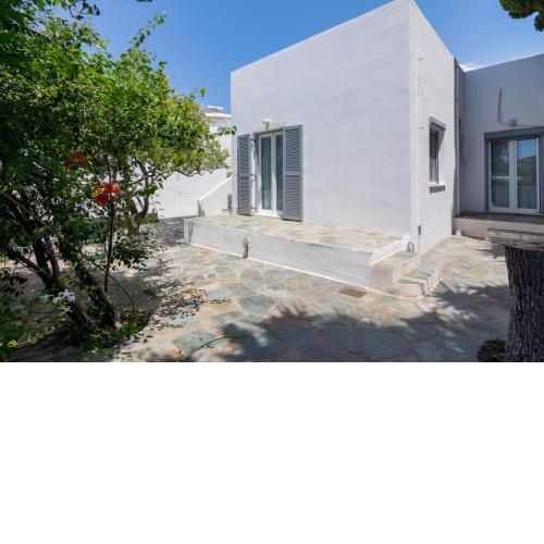Comfortable Two Bedroom Accommodation