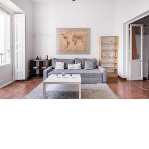 Comfy 4 rooms apt in the heart of Chueca (Madrid center)