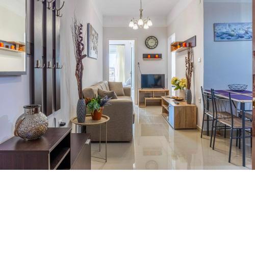 Comfy central square gem with terrace