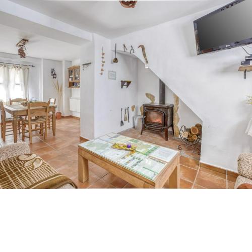 Comfy Holiday Home in Carcabuey with Patio