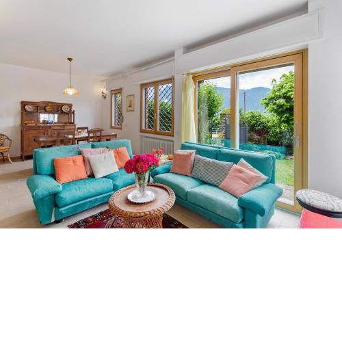 Como Lake Cosy Flat with Garden and Parking